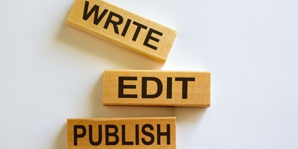 Importance of Publishing Date vs Last Updated